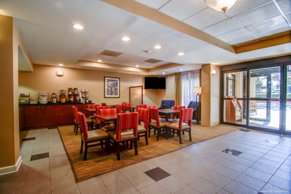 COMFORT INN KENNESAW